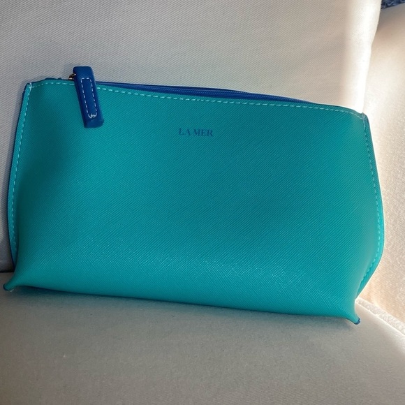 Gorgeous La Mer makeup bag - Picture 11 of 12
